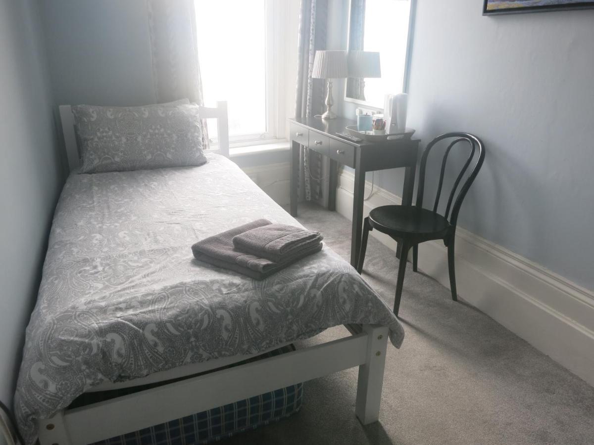 Marine View Guest House Worthing Ngoại thất bức ảnh